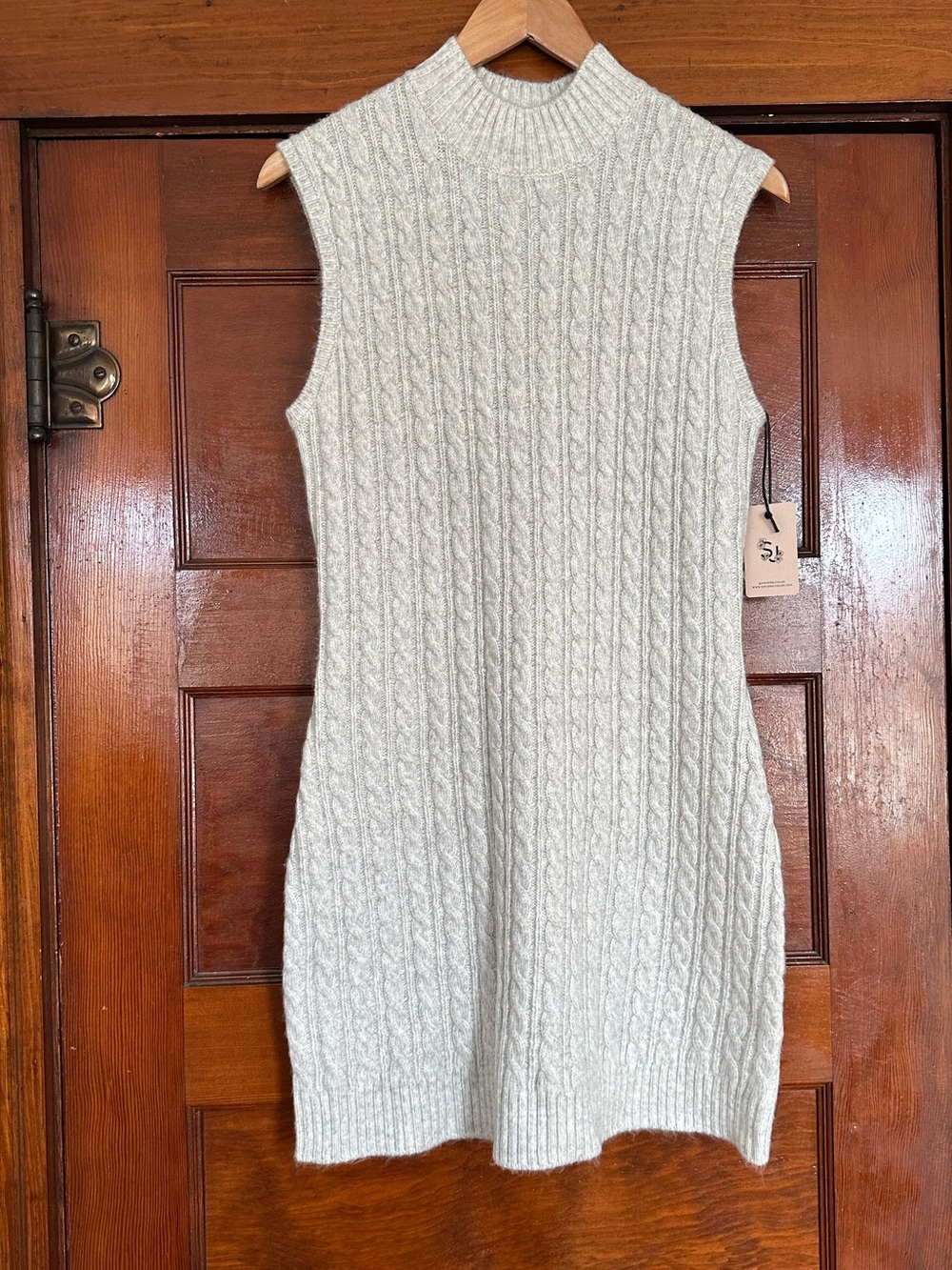 New Sincerely Jules Gray Cable Knit Mini Sweater Dress Sz Medium Classic Preppy